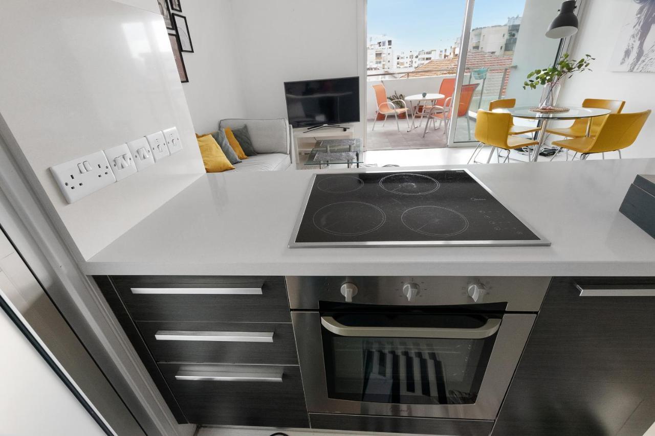 Glabur Stays - The Fabulous 2 Bdr - Nicosia City, Free Parking & Wifi, Welcomes You!!! Eksteriør bilde