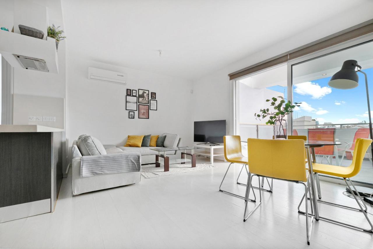Glabur Stays - The Fabulous 2 Bdr - Nicosia City, Free Parking & Wifi, Welcomes You!!! Eksteriør bilde